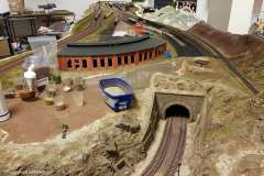 Traditionell ist die Vorweihnachtszeit Modellbahnzeit. Dies ist am Fortschritt der Arbeiten zu erkennen.