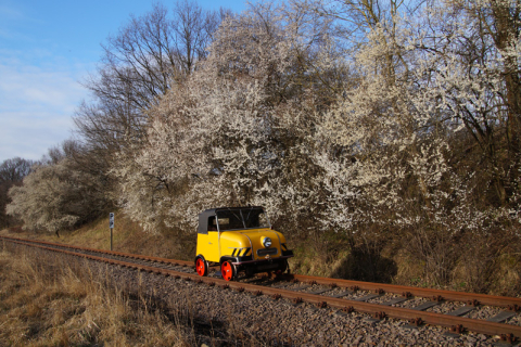 In Anbetracht der beginnenden Fahrtsaison präsentiert sich das Muldental in frühlinghaftem Gewand. Foto: Thomas Krauß