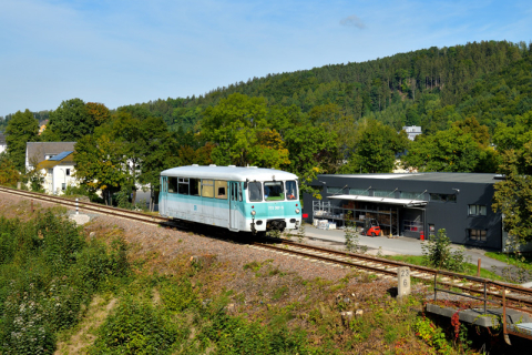 Im Rahmen einer Charterfahrt bereisten Führungskräfte der DB Netz AG am 23. September 2022 die Eisenbahn- und Versuchsstrecke Annaberg-Buchholz Süd - Schwarzenberg. Foto: Steffen Schmidt